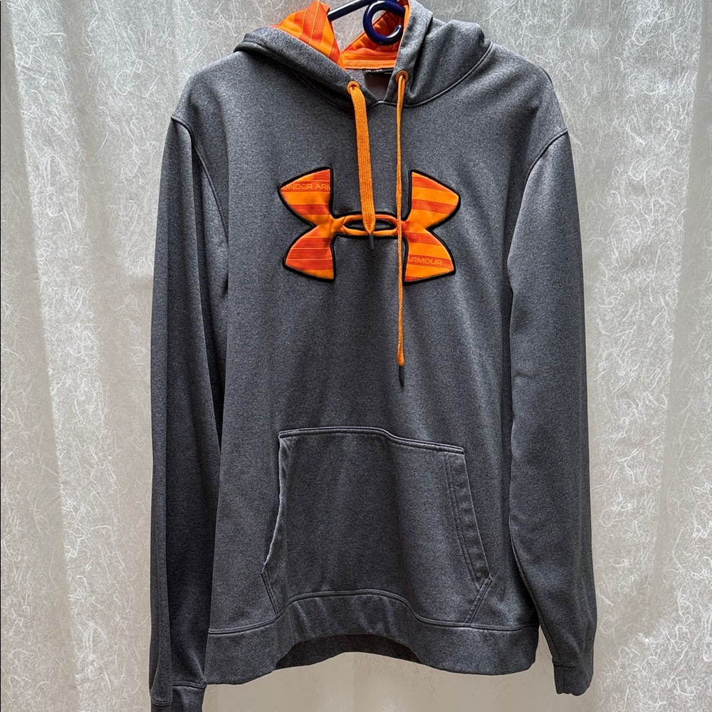 Under Armour Hoodie XL; Gray with Orange Accents. Loose fit